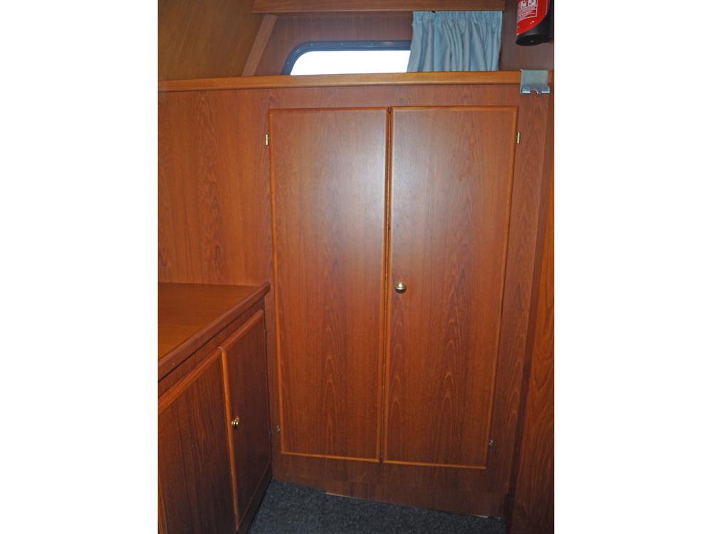 Aft cabin, Accommodation